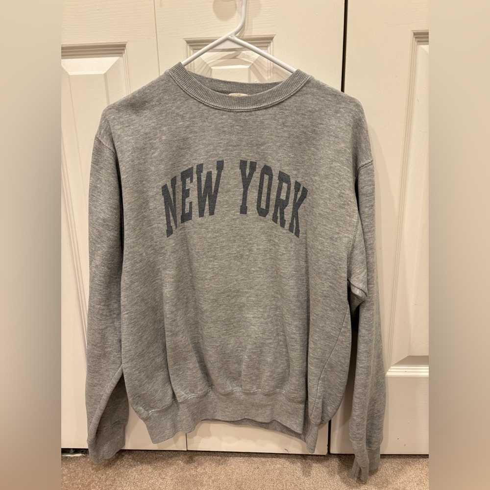 Brandy Melville New York Crew Neck